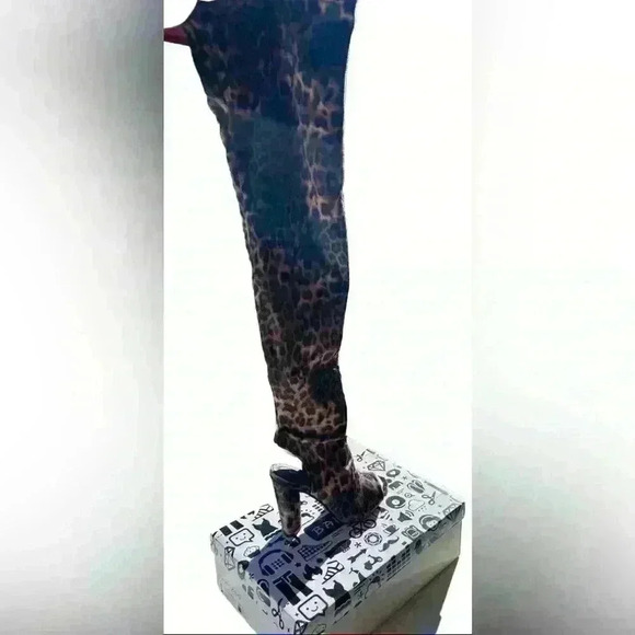 Size 5.5 NWT NIB Bamboo LEOPARD Print over the knee heel boot open toe - Picture 1 of 4